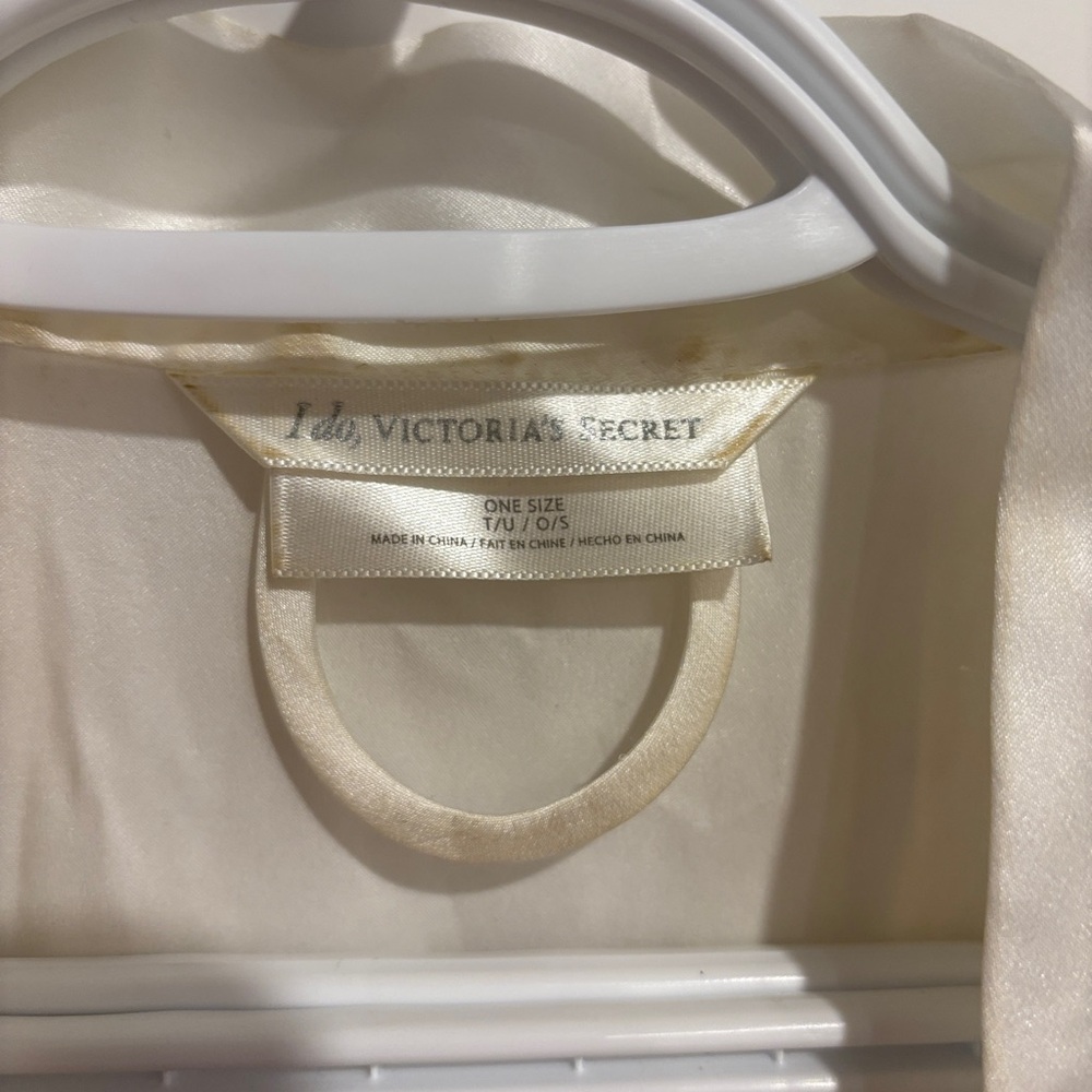 Victoria's Secret White Bride Satin Robe - Picture 4 of 4